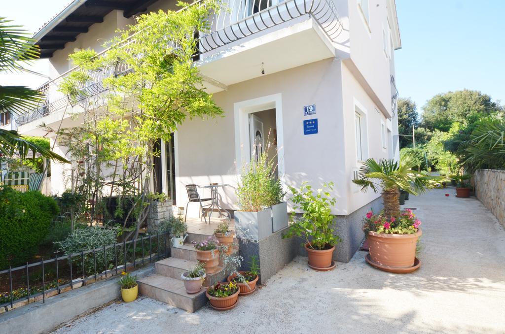 Apartments Mirta Rovinj Exteriör bild