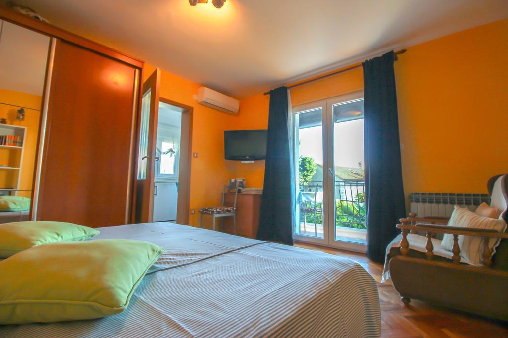 Apartments Mirta Rovinj Exteriör bild
